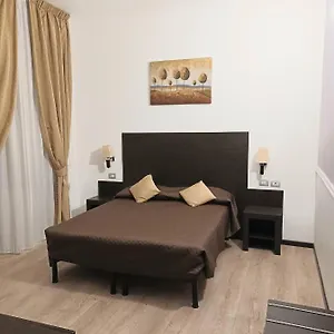 Πανσιόν Leone